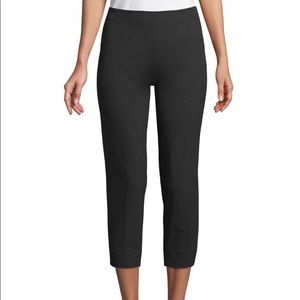 Piazza Sempione - Audrey Cruz ankle.